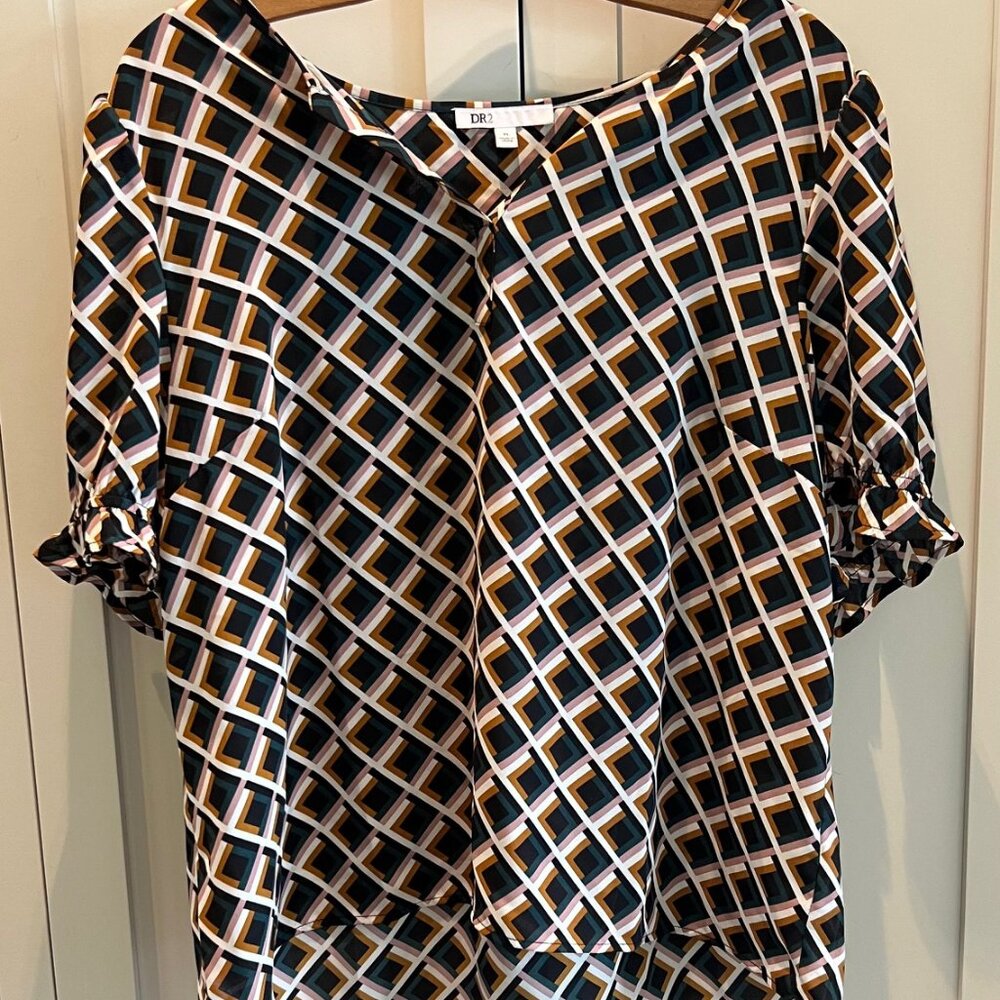 Patterned Blouse with cute sleeves, black, green, white, pink and mustard colors